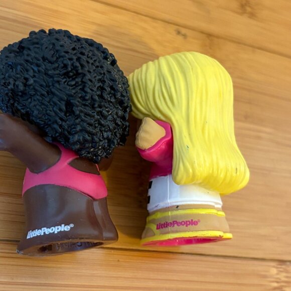 Fisher-Price Little People Toddler Toys Barbie Swimming Figure Set - Picture 4 of 5